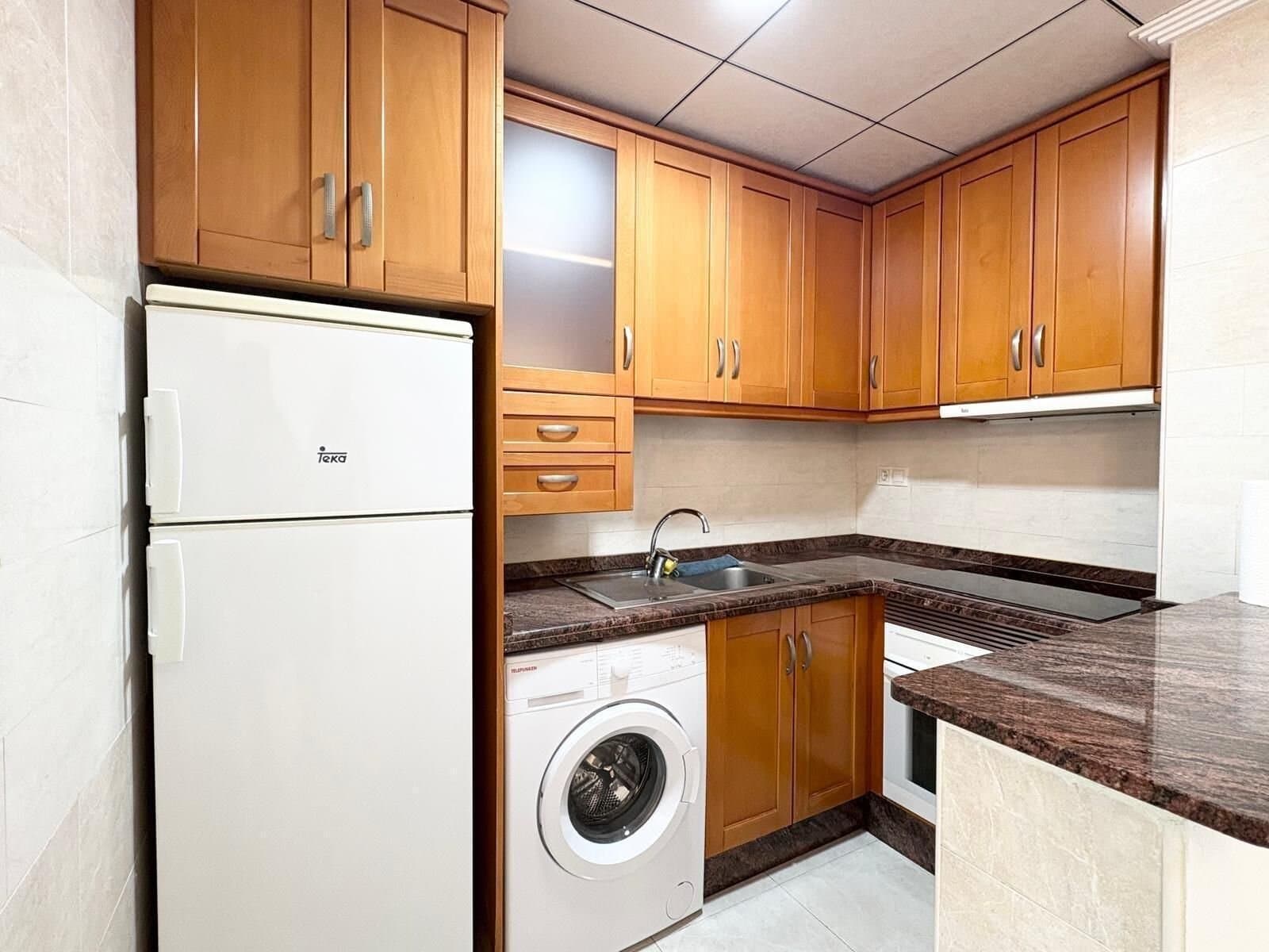 3-Bedroom Apartment in Torrevieja, Torrevieja - 3