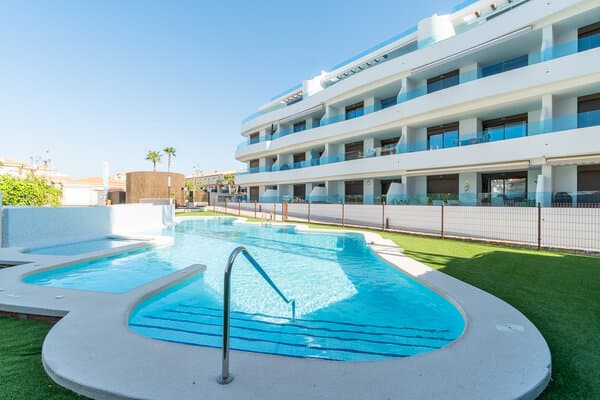 Ático de 3 Dormitorios en, Playa Flamenca
