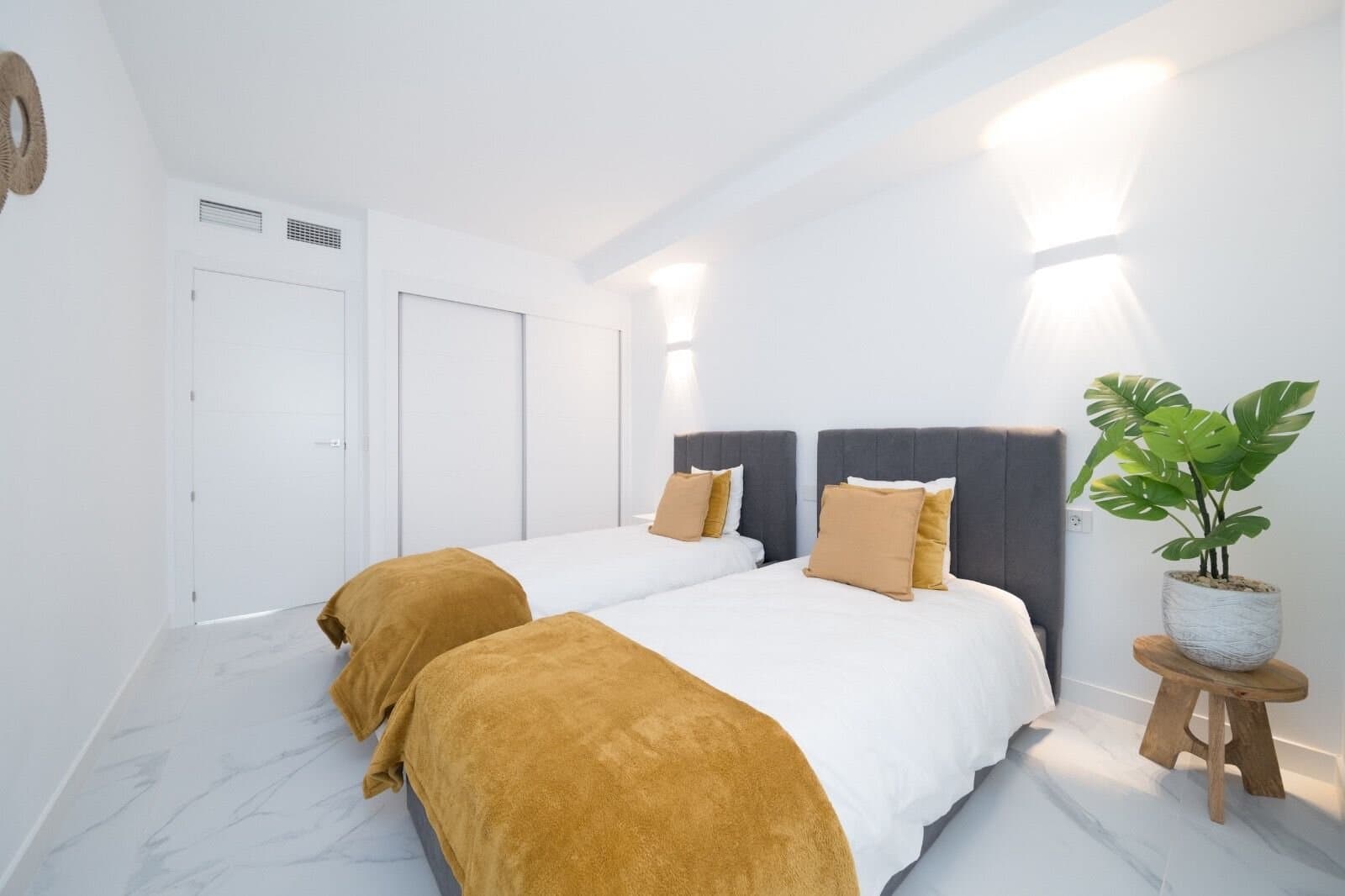 2-Bedroom Apartment in Centro, Torrevieja - 13