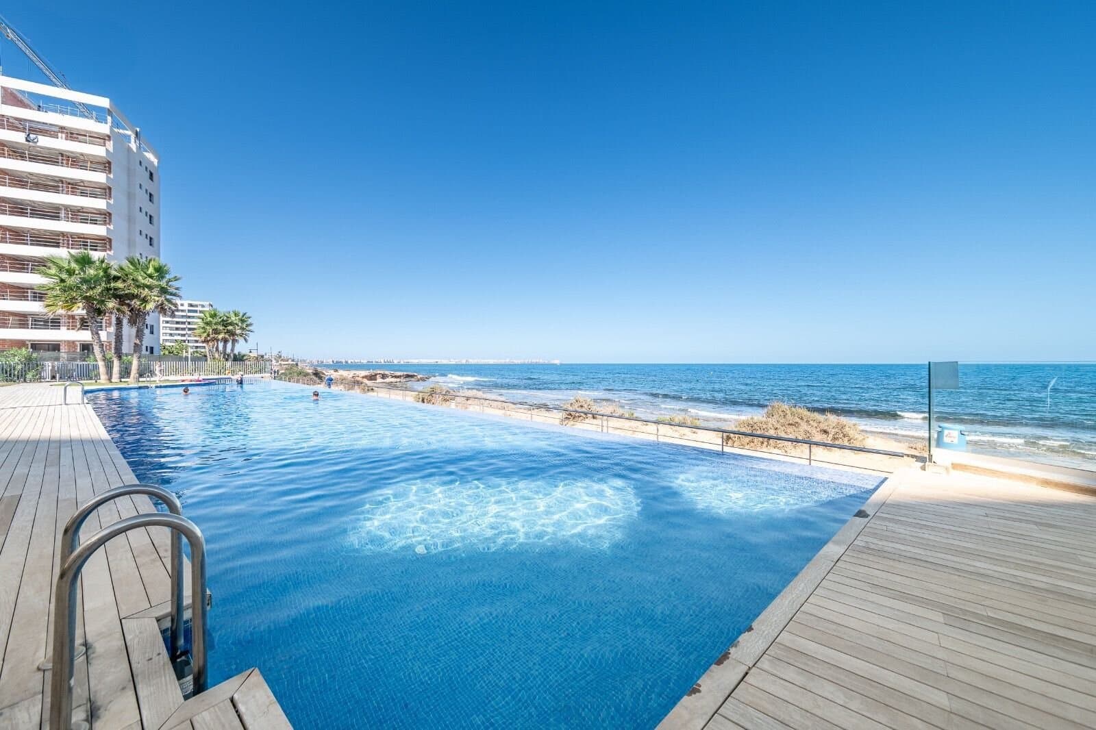 2-Bedroom Apartment in Centro, Torrevieja - 3
