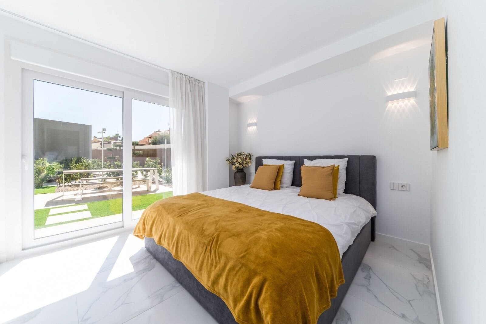2-Bedroom Apartment in Centro, Torrevieja - 8