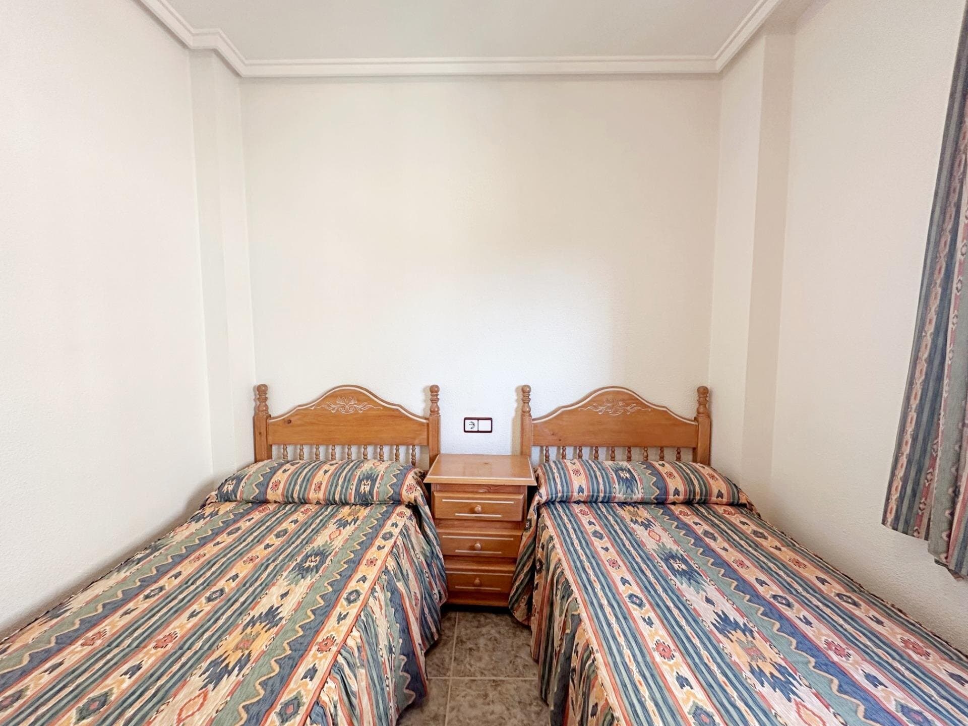 Apartamento de 2 Dormitorios en Estacion de Autobuses, Torrevieja - 10