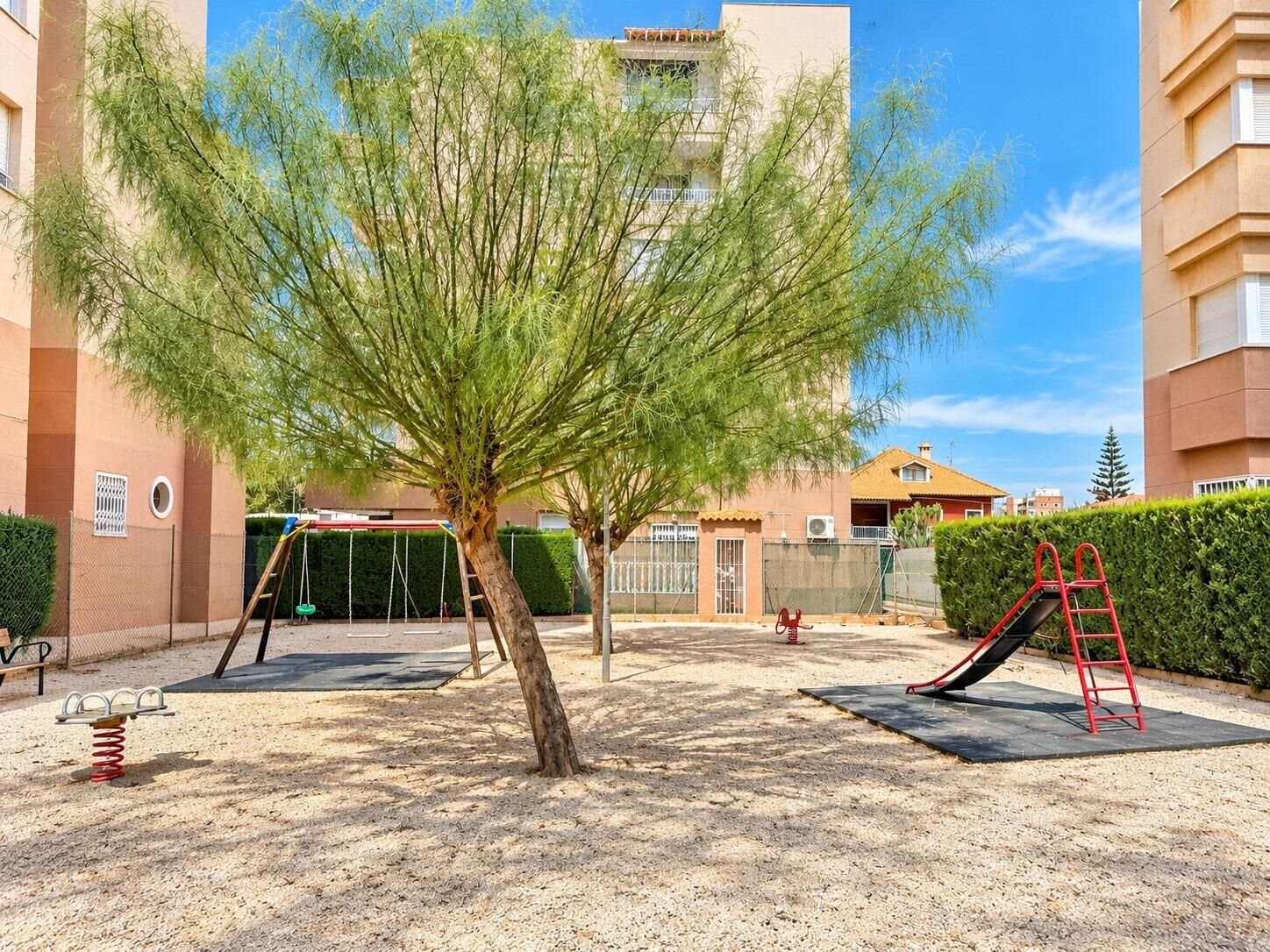 Apartamento de 2 Dormitorios en Estacion de Autobuses, Torrevieja - 13