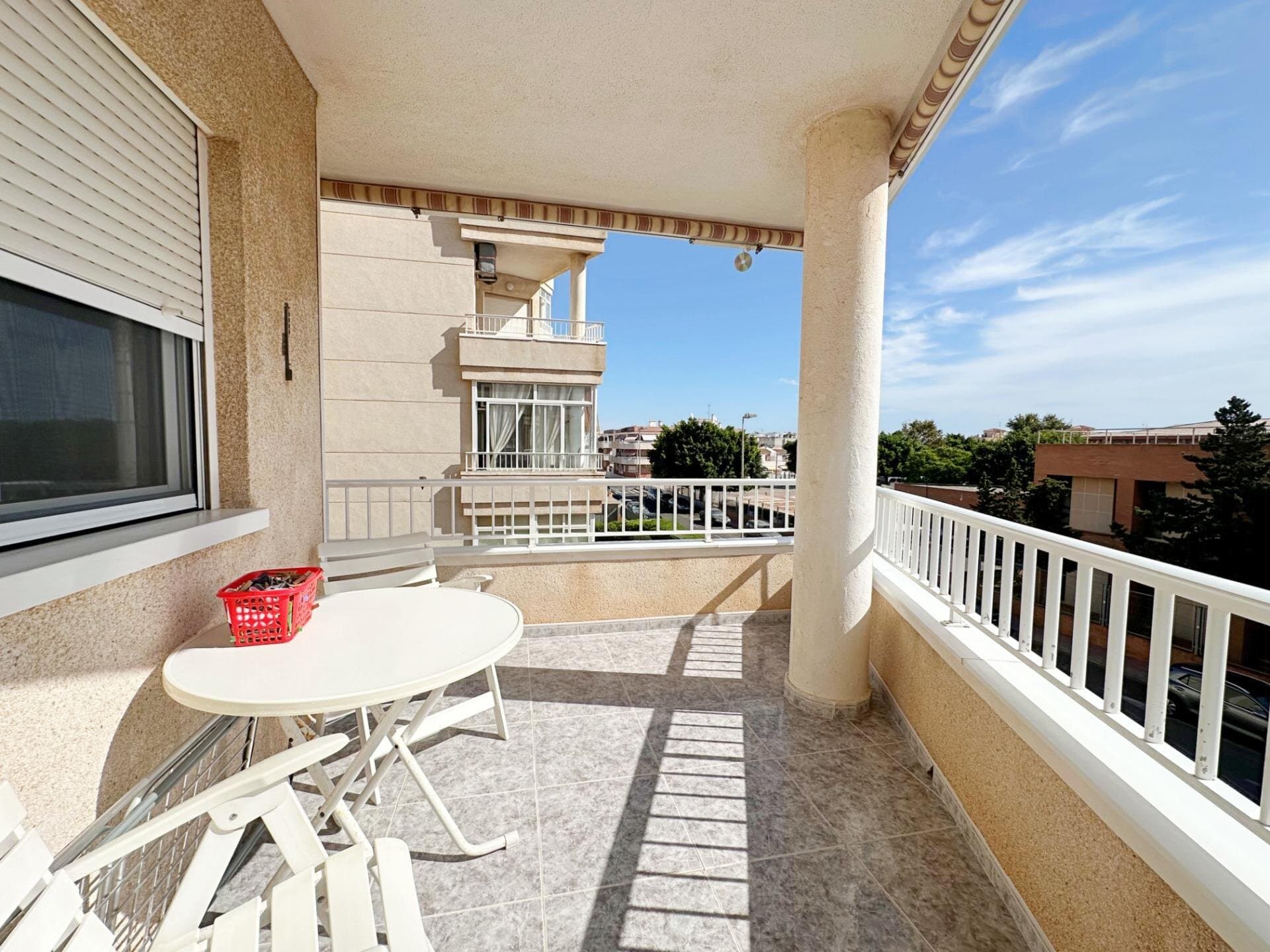 Apartamento de 2 Dormitorios en Estacion de Autobuses, Torrevieja - 2