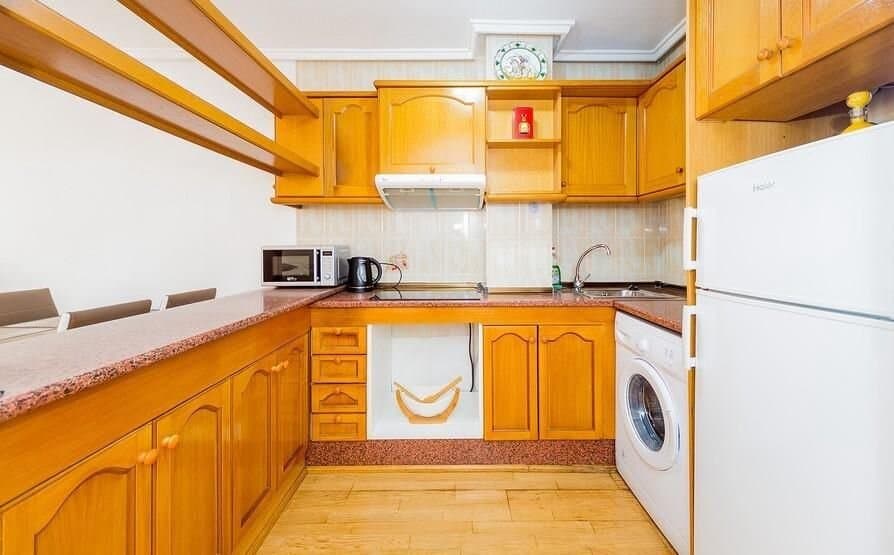 Apartamento de 2 Dormitorios en Estacion de Autobuses, Torrevieja - 14