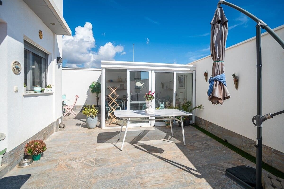 Villa de 3 Dormitorios en Pilar de la Horadada - 10