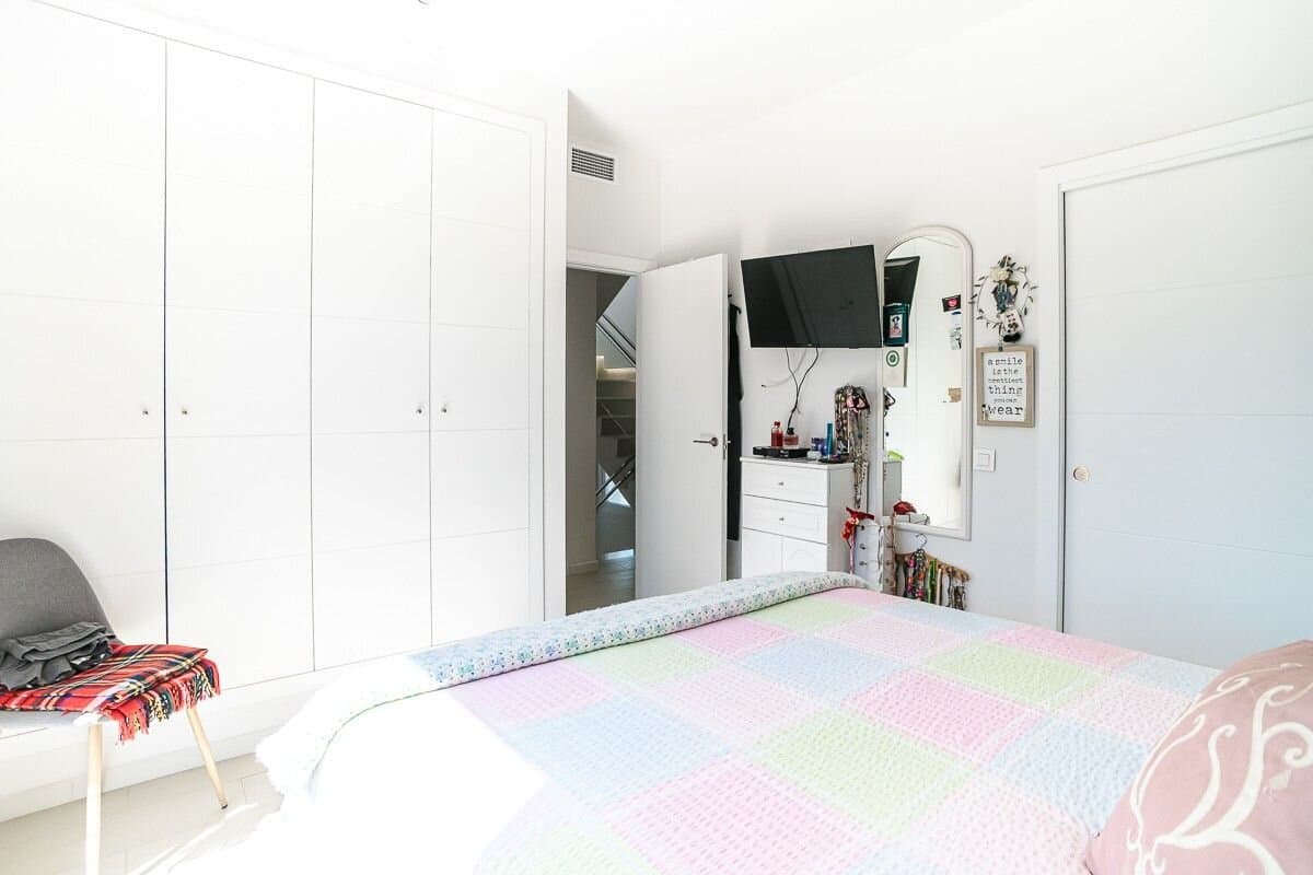 Villa de 3 Dormitorios en Pilar de la Horadada - 22