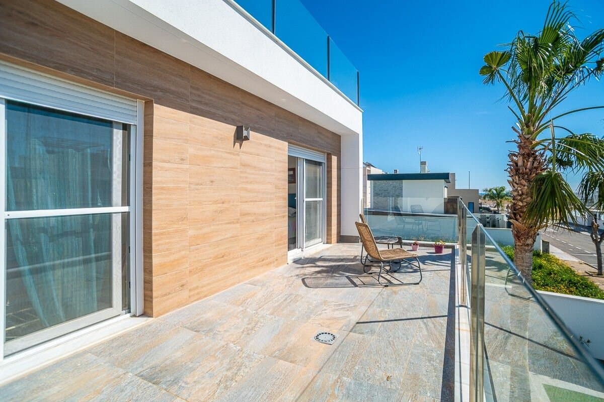 Villa de 3 Dormitorios en Pilar de la Horadada - 25