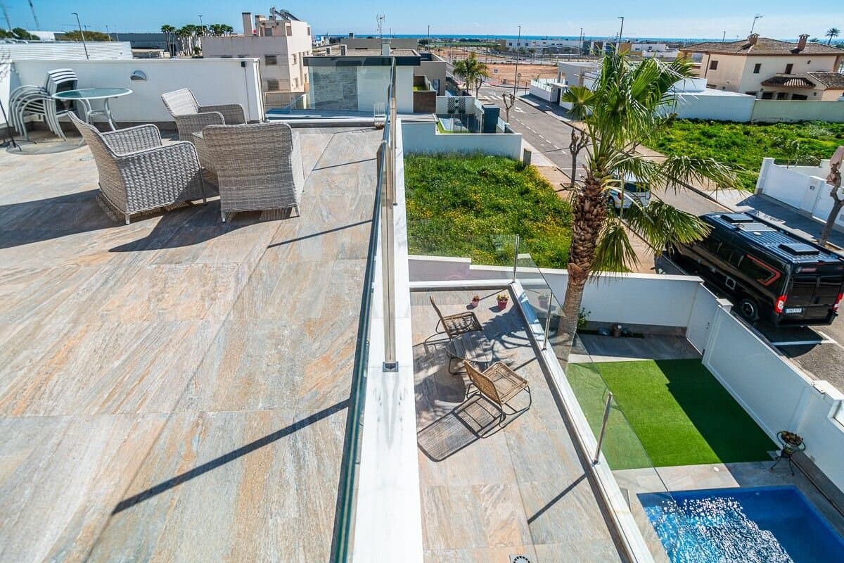 Villa de 3 Dormitorios en Pilar de la Horadada - 29