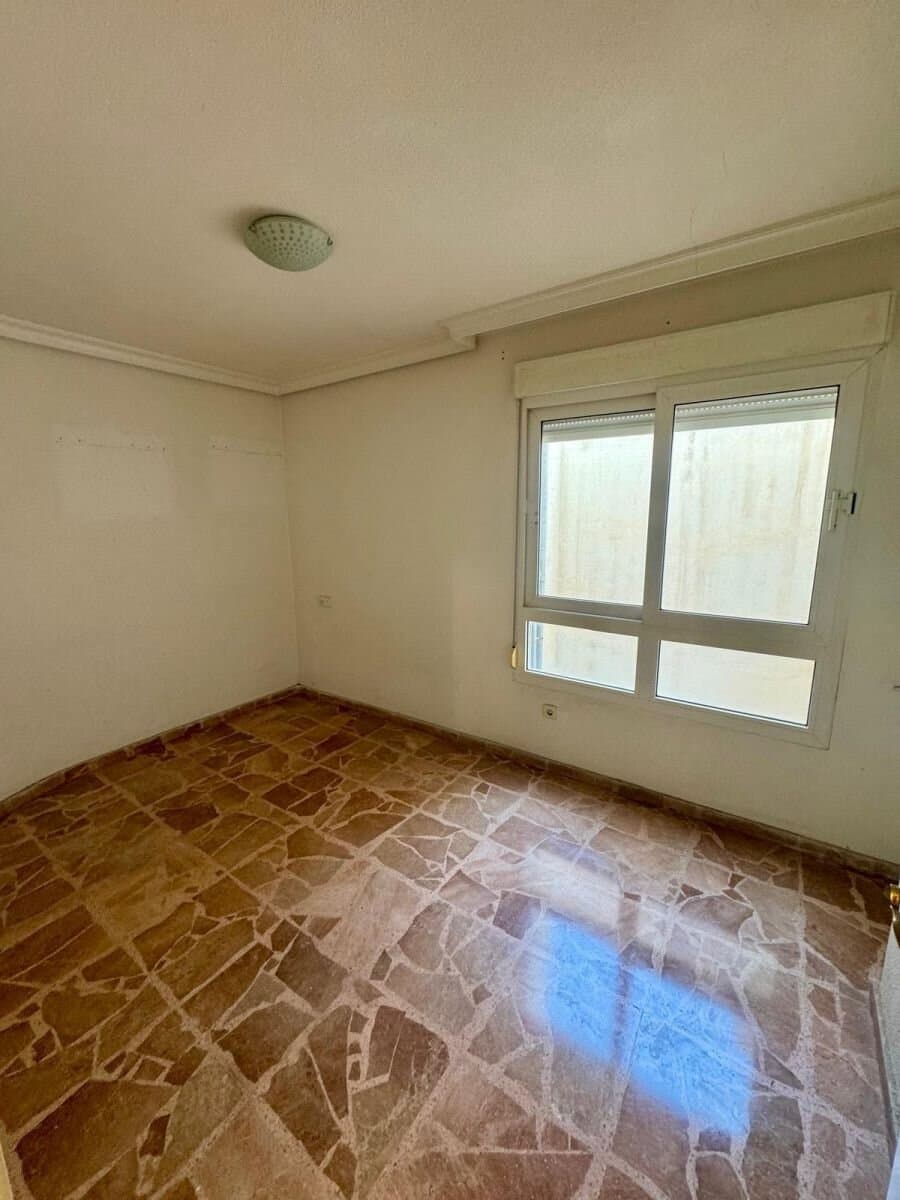 5-Bedroom Apartment in Torrevieja - 15