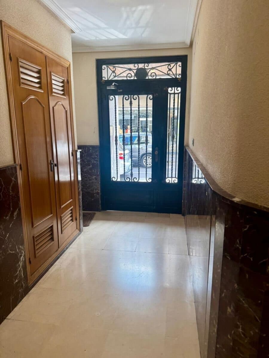 5-Bedroom Apartment in Torrevieja - 20