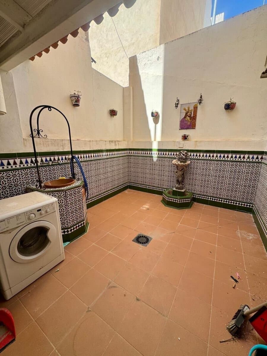 5-Bedroom Apartment in Torrevieja - 7