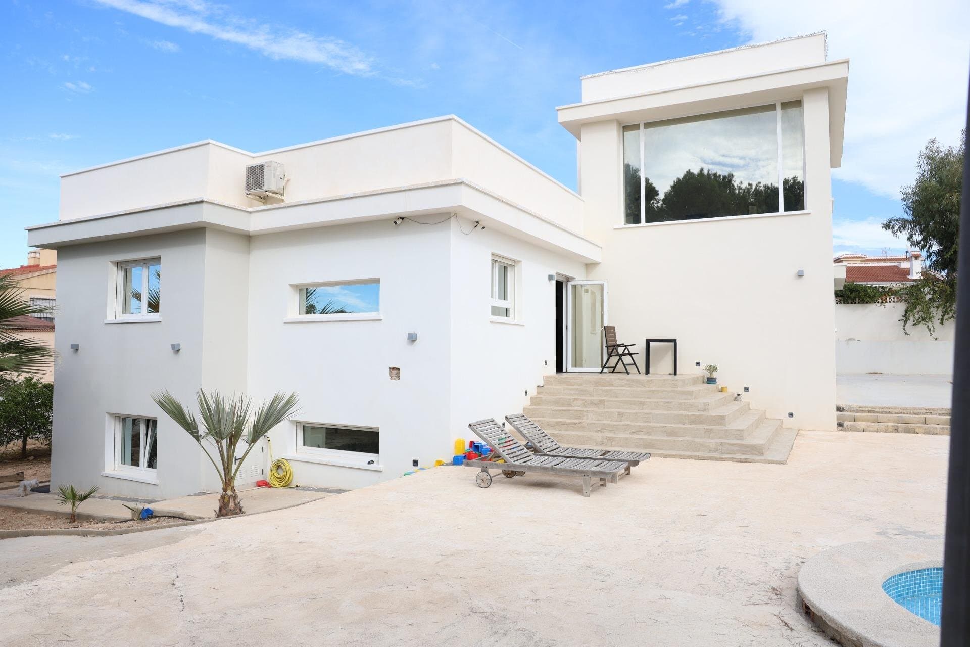 Villa de 5 Dormitorios en Rojales - 2