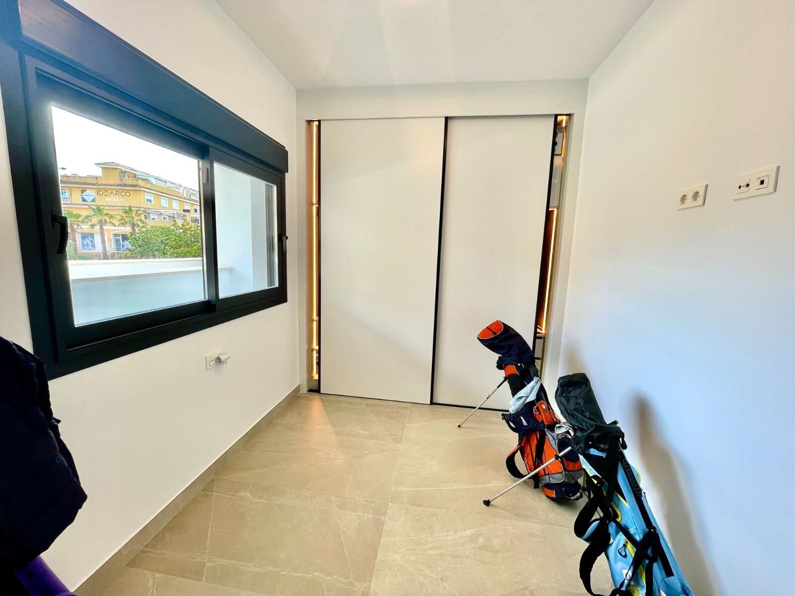 Apartamento de 3 Dormitorios en Pueblo 4, Benijofar - 4