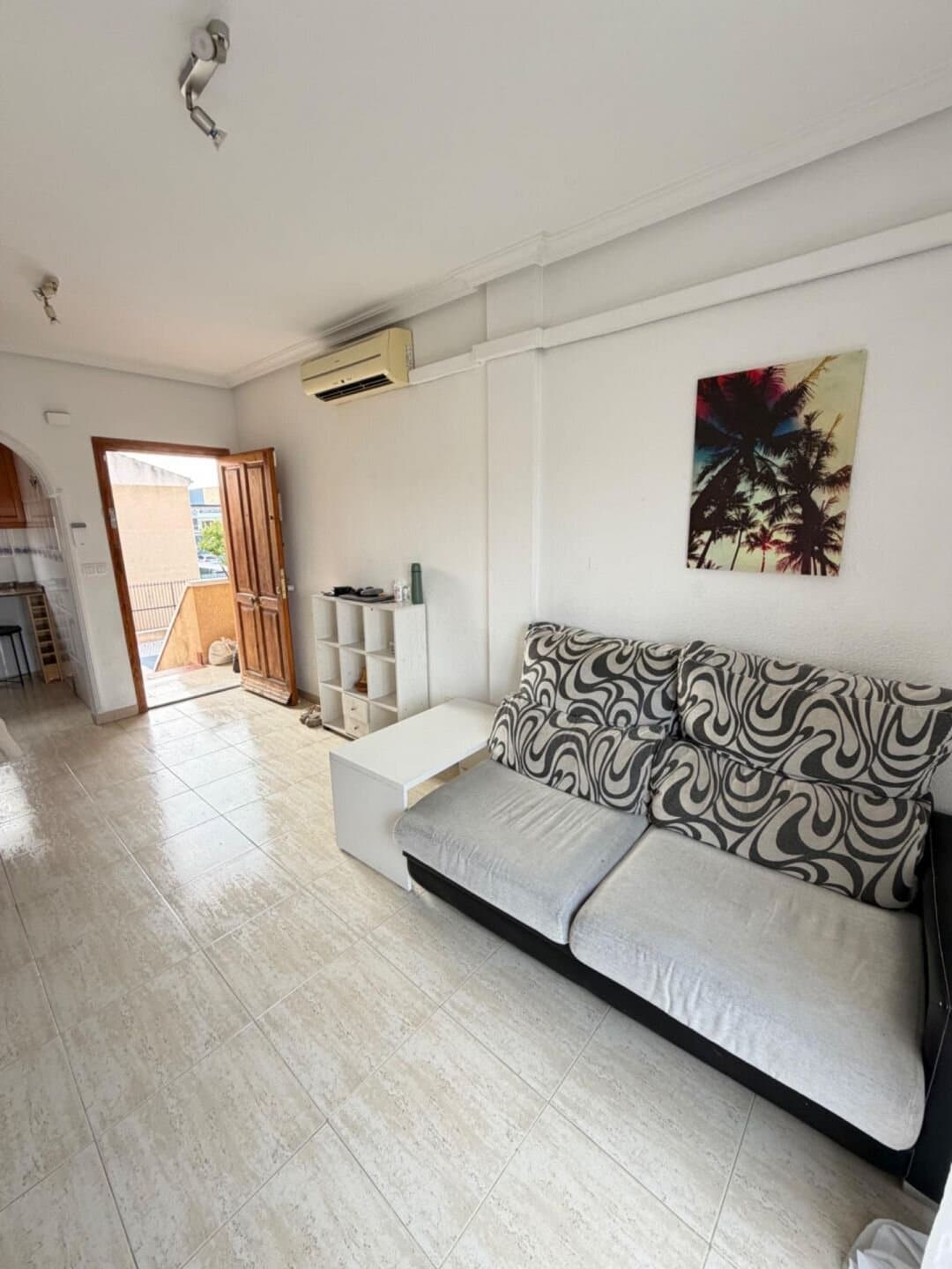 2-Bedroom Apartment in Torrevieja - 13
