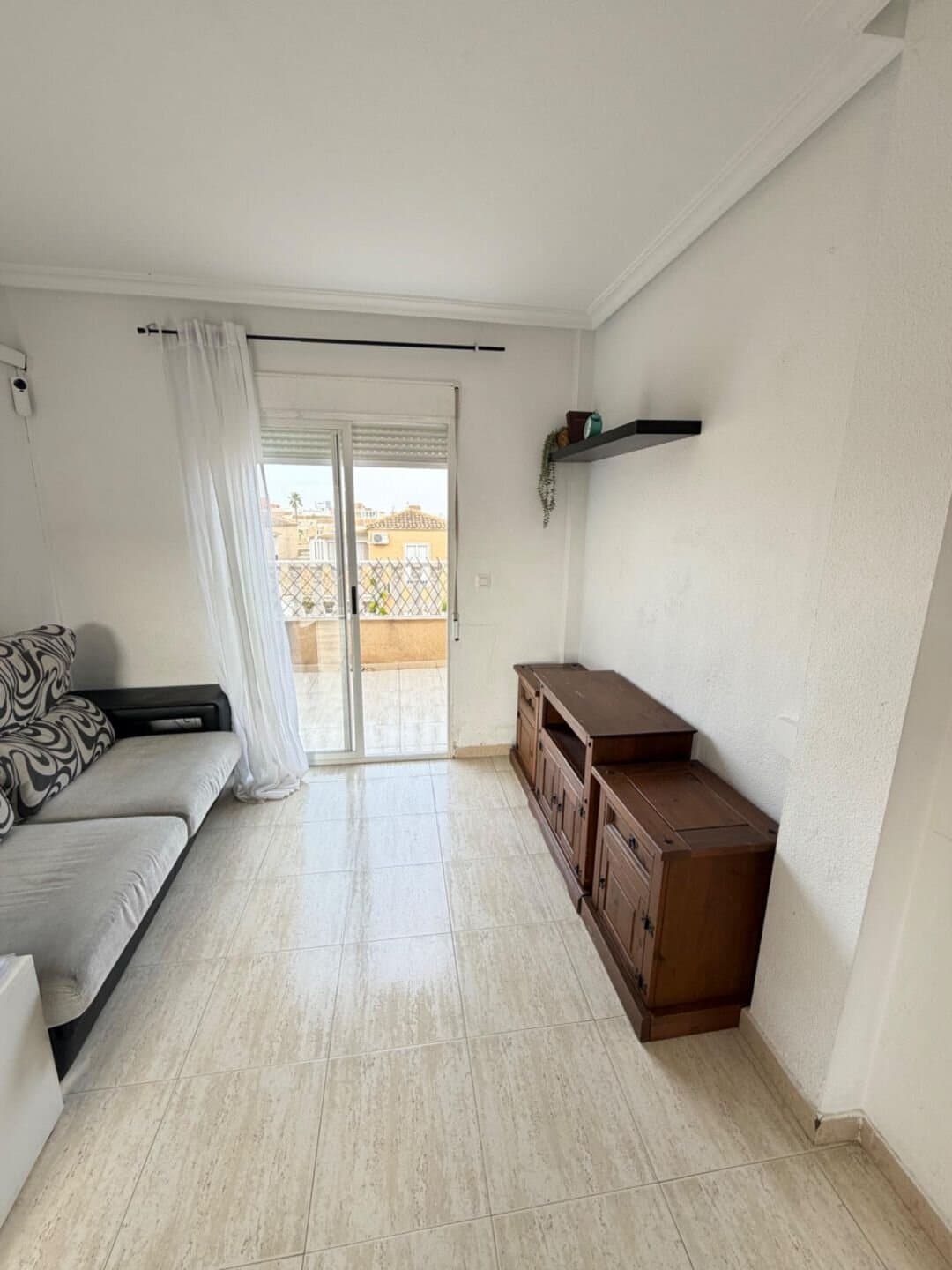 2-Bedroom Apartment in Torrevieja - 14