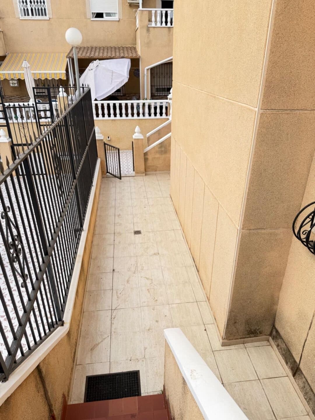 2-Bedroom Apartment in Torrevieja - 6