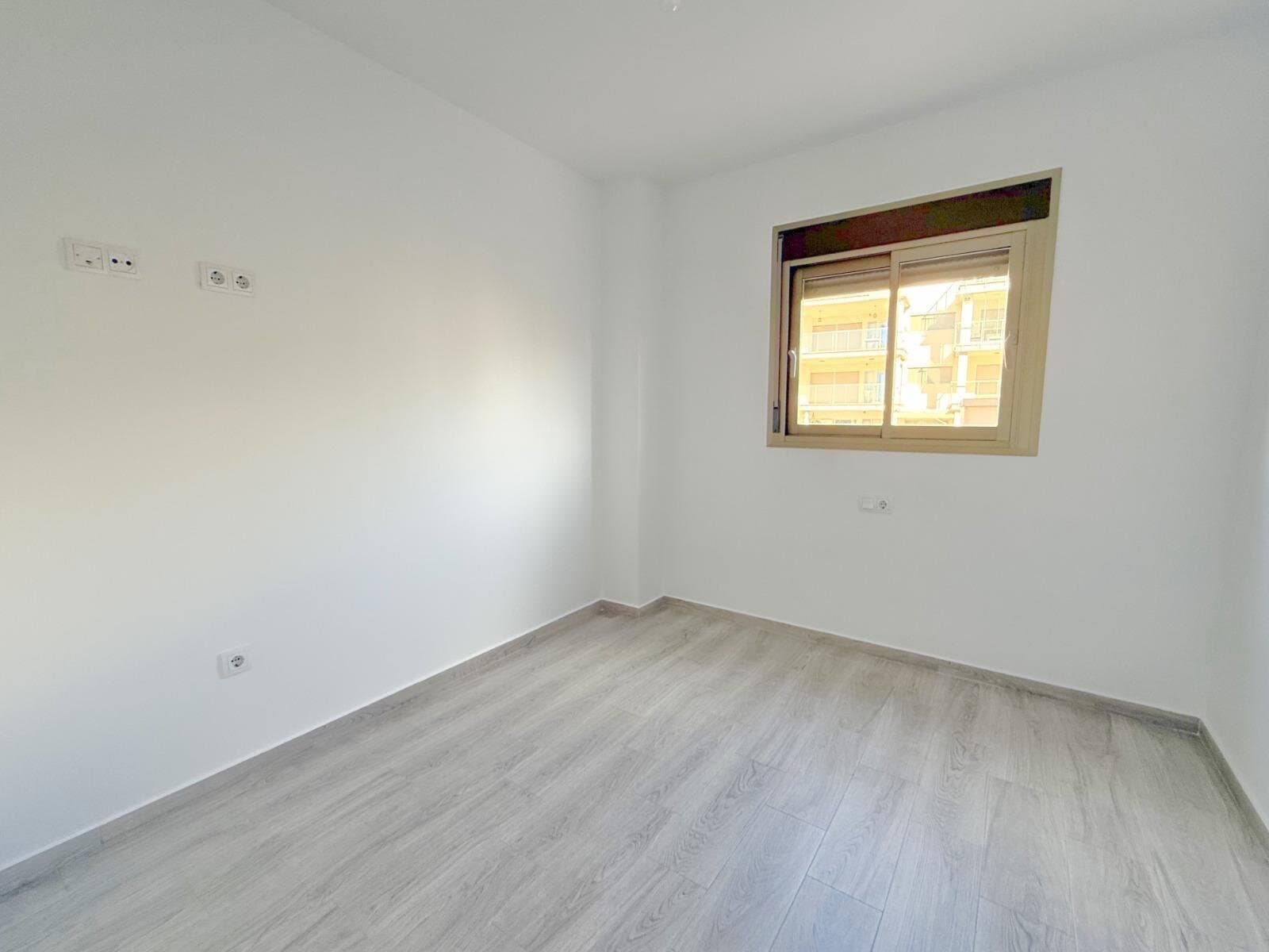 Apartamento de 3 Dormitorios en Los Dolses, Orihuela Costa - 15