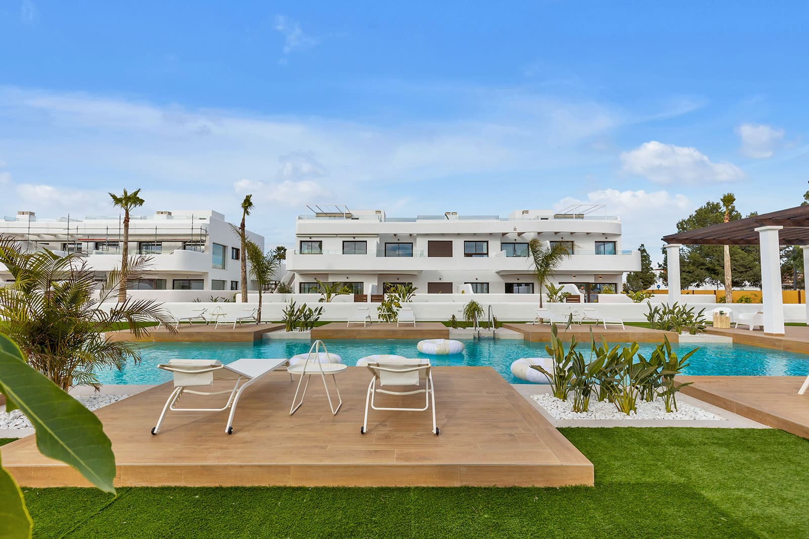 2-Bedroom Penthouse Apartment in Los Alcázares