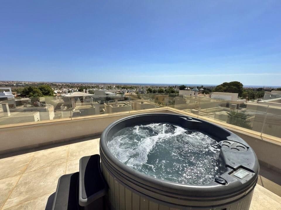 5-Bedroom Villa in Villamartín-las Filipinas, Orihuela Costa - 37