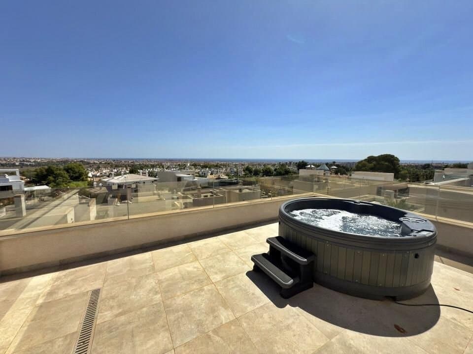 5-Bedroom Villa in Villamartín-las Filipinas, Orihuela Costa - 38