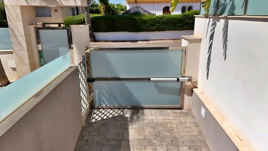 5-Bedroom Villa in Villamartín-las Filipinas, Orihuela Costa - 6