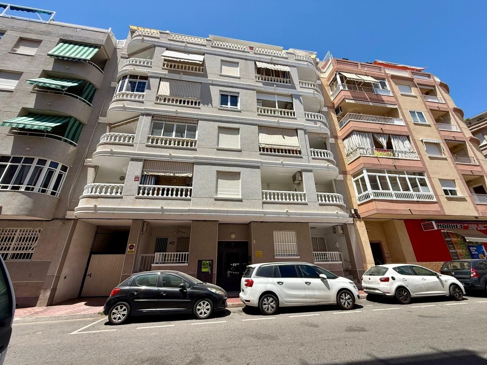 Apartamento de 2 Dormitorios en Estacion de Autobuses, Torrevieja - 31