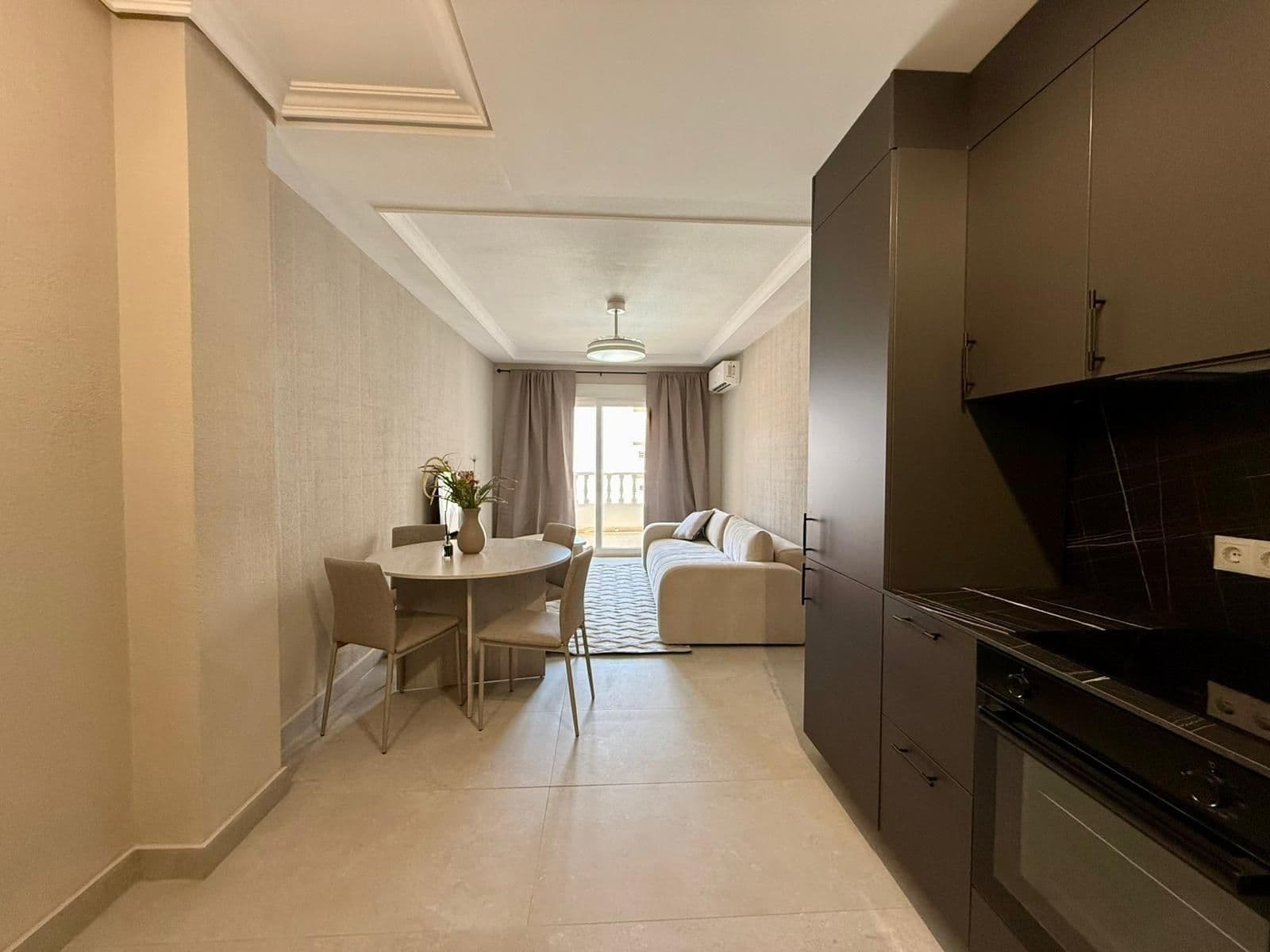 Apartamento de 2 Dormitorios en Estacion de Autobuses, Torrevieja - 6