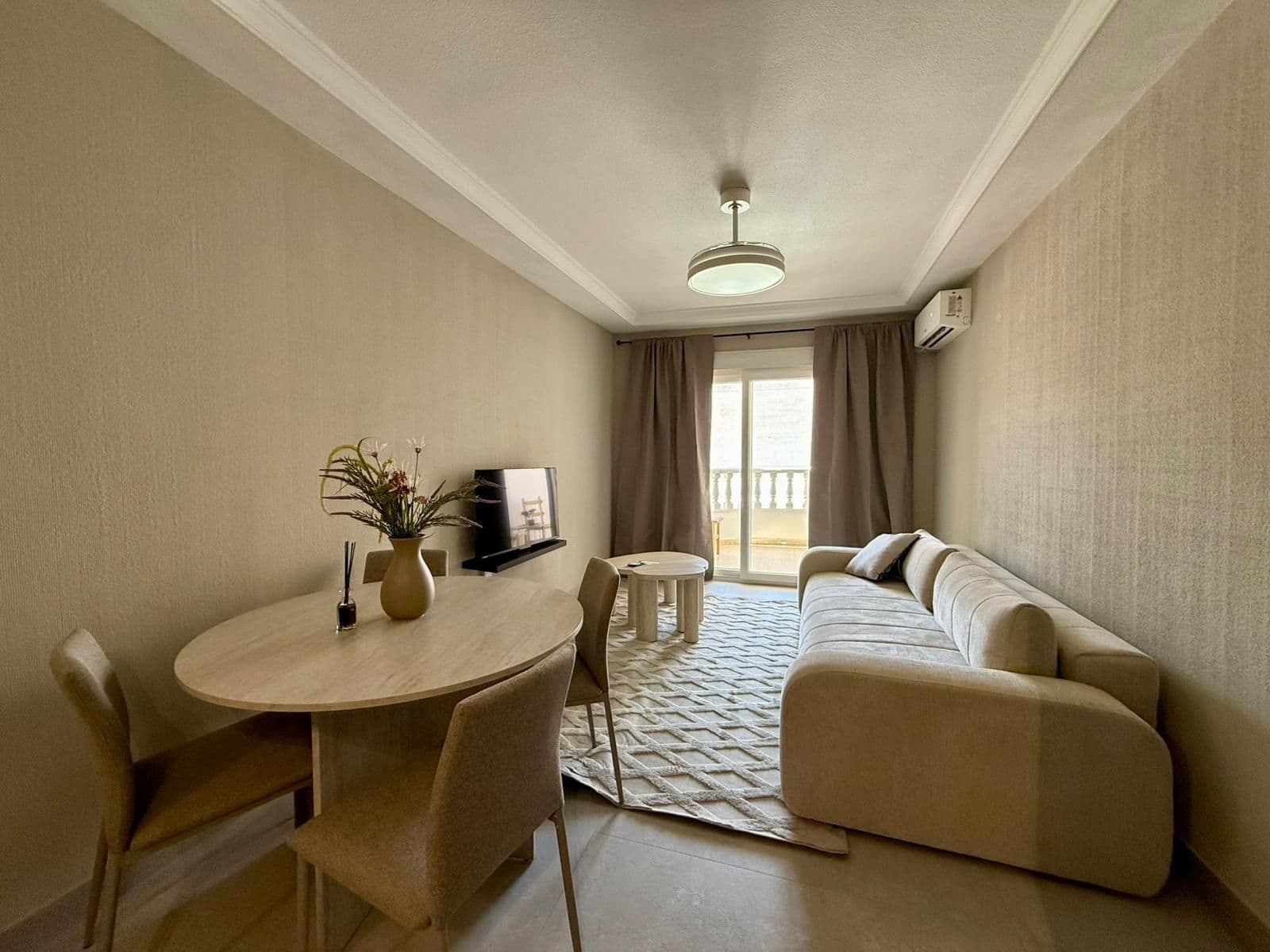 Apartamento de 2 Dormitorios en Estacion de Autobuses, Torrevieja - 9