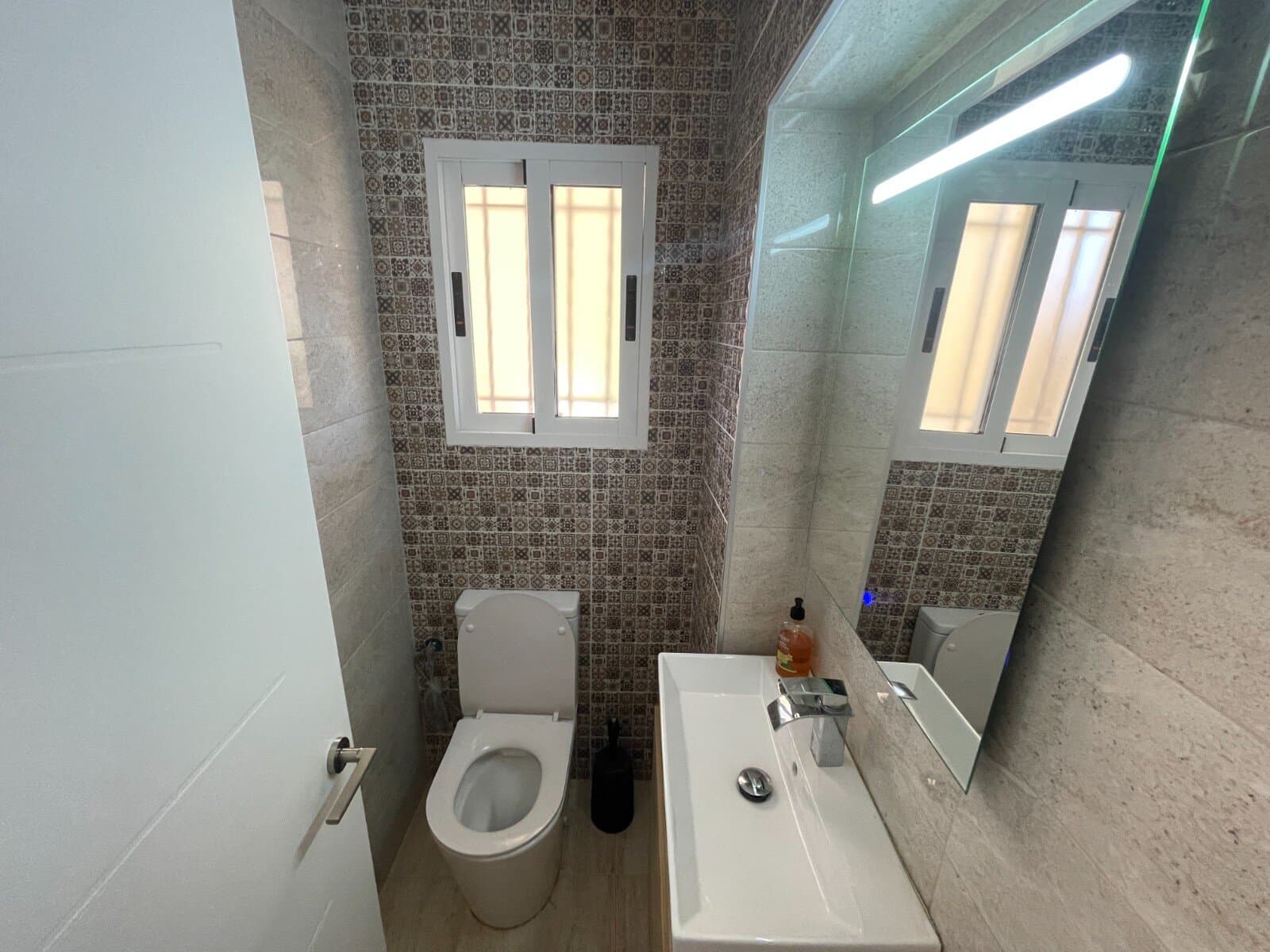 Villa de 4 Dormitorios en Urbanizaciones, Guardamar del Segura - 22