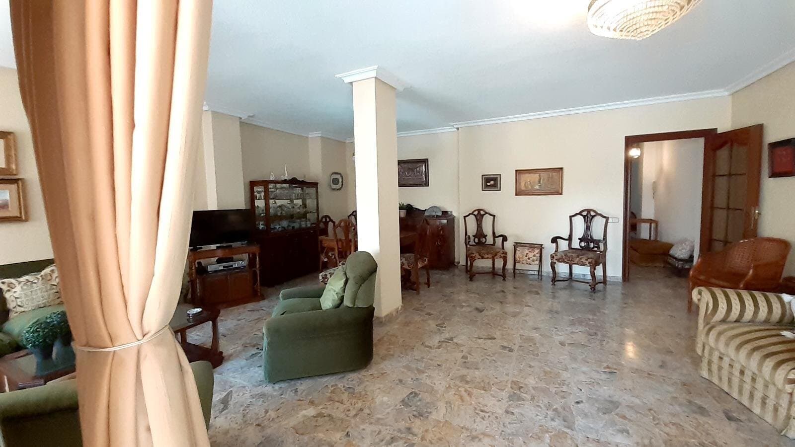 4-Bedroom Apartment in Torrevieja, Torrevieja - 6