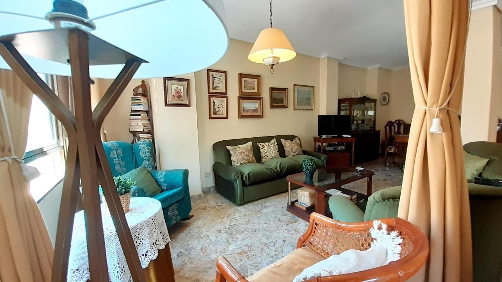 4-Bedroom Apartment in Torrevieja, Torrevieja - 7
