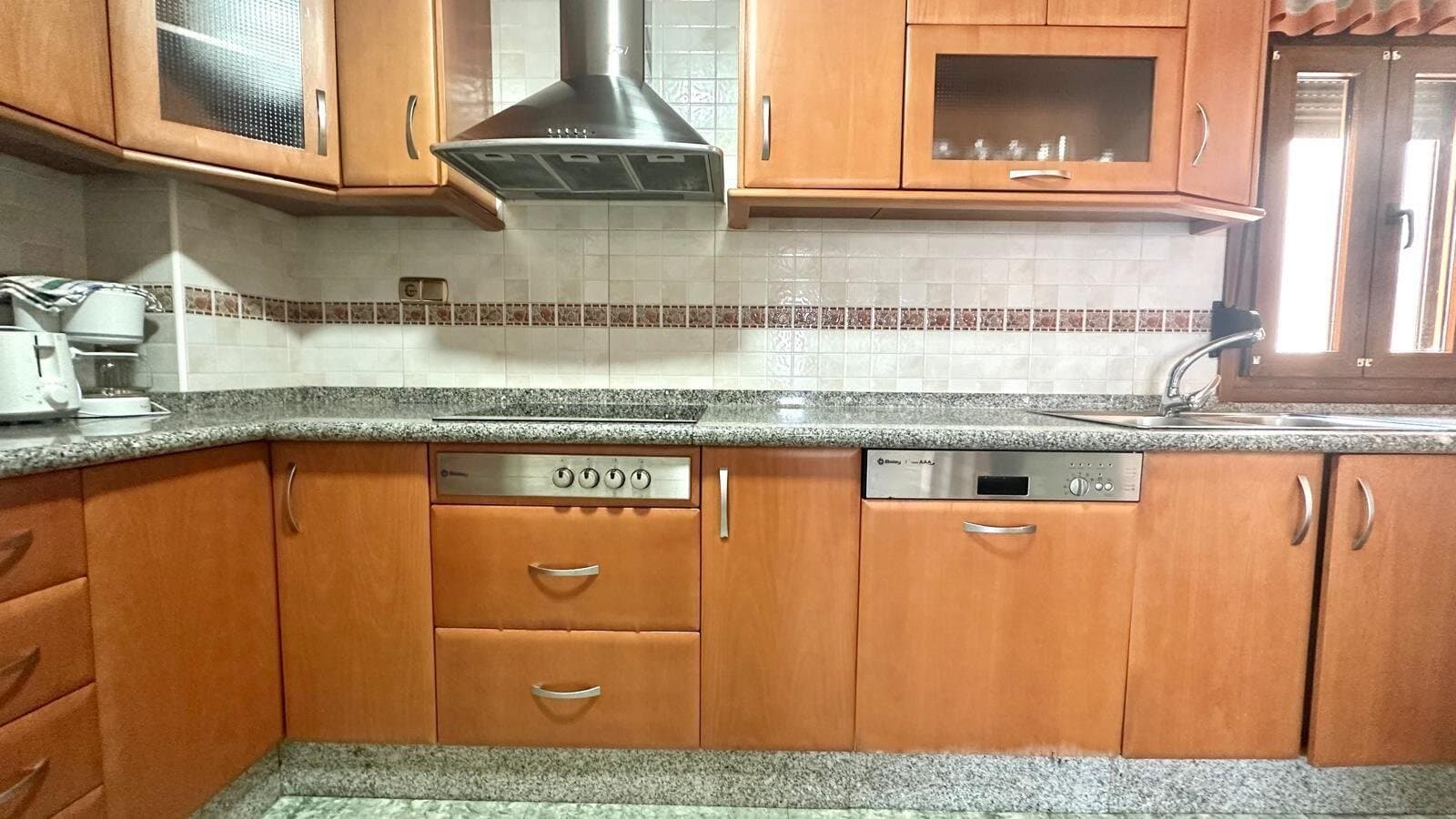 2-Bedroom Penthouse in Torrevieja, Torrevieja - 14