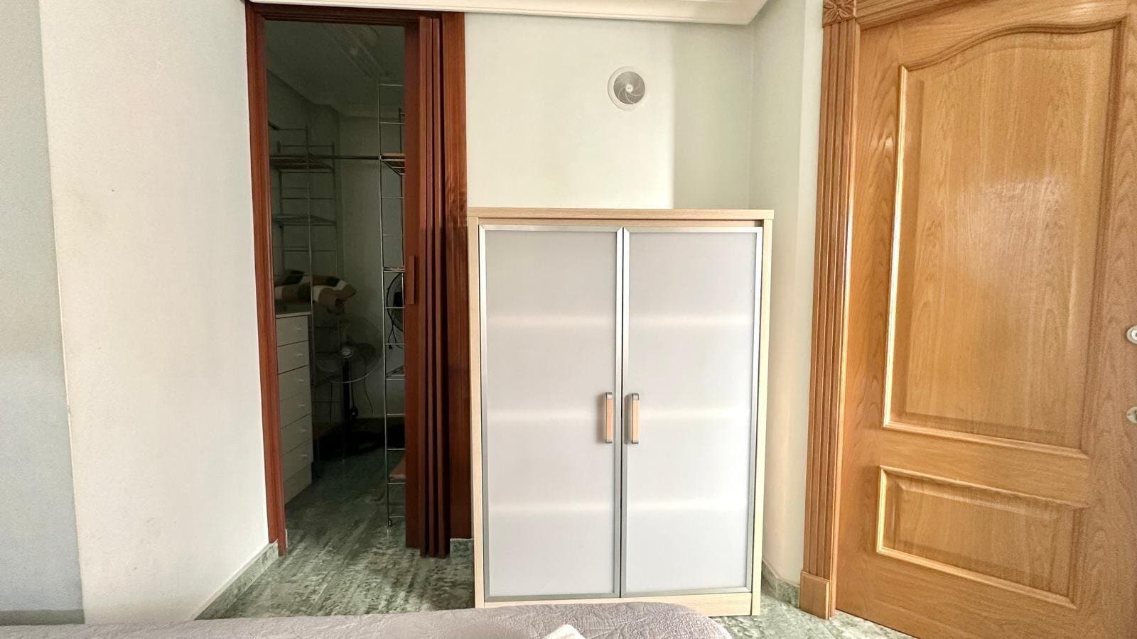 2-Bedroom Penthouse in Torrevieja, Torrevieja - 18