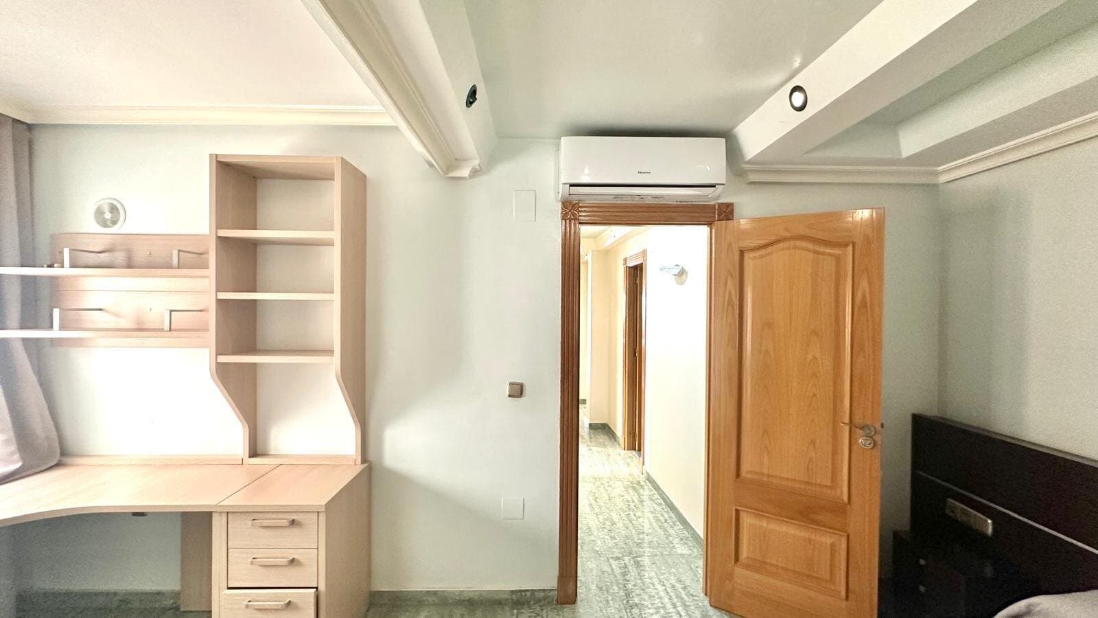 2-Bedroom Penthouse in Torrevieja, Torrevieja - 20