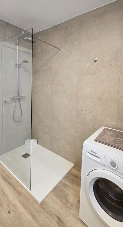 2-Bedroom Apartment in Torrevieja - 11