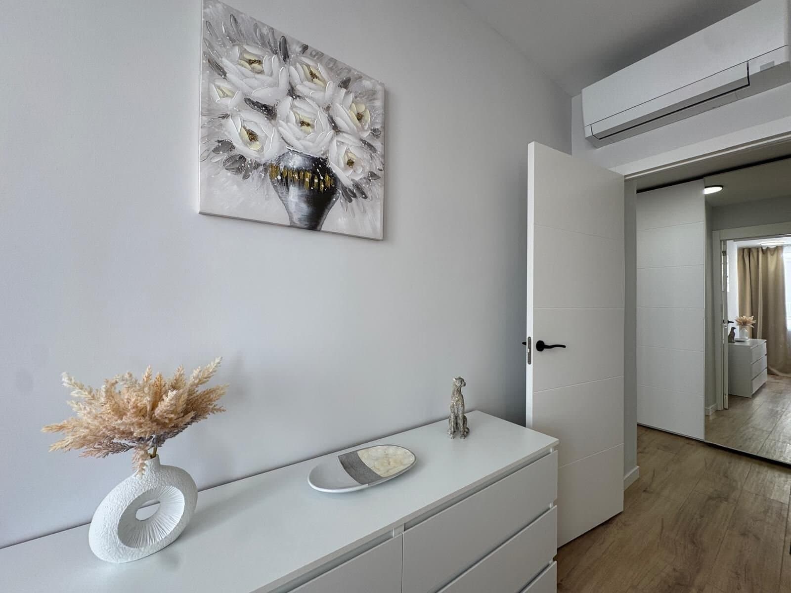 3-Bedroom Apartment in Paseo Maritimo, Torrevieja - 11