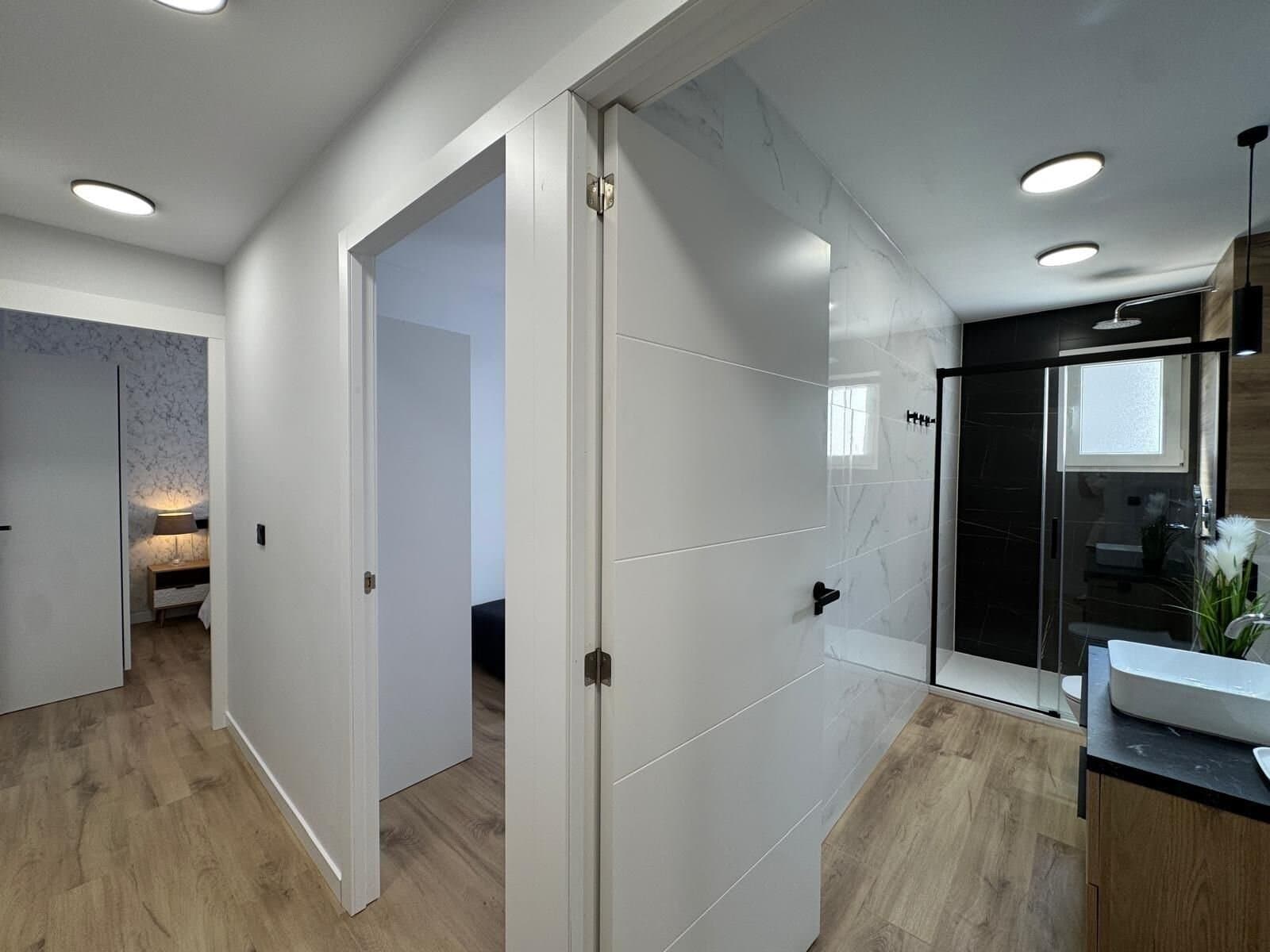 3-Bedroom Apartment in Paseo Maritimo, Torrevieja - 36