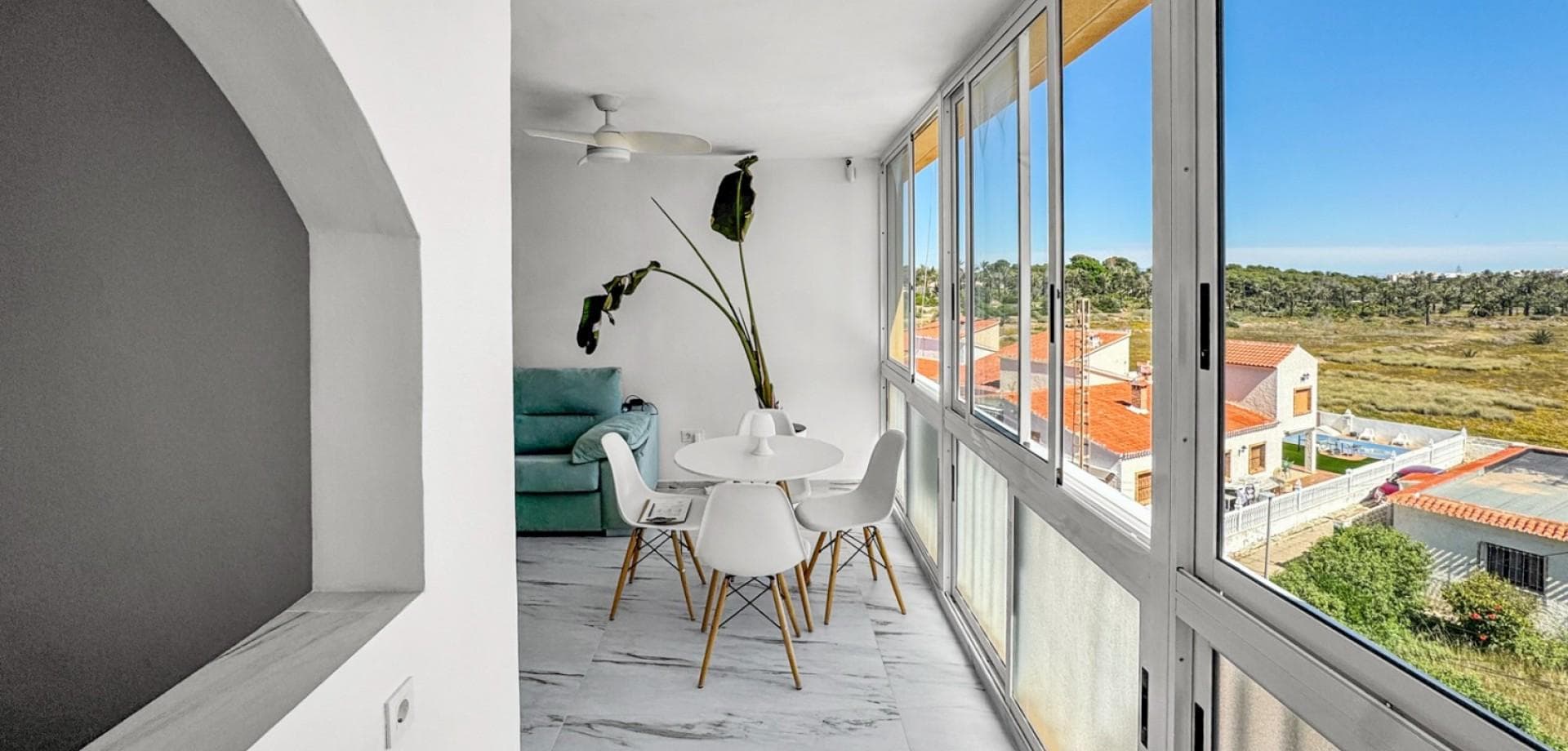 Apartamento de 1 Dormitorios en Punta Prima, Torrevieja - 12
