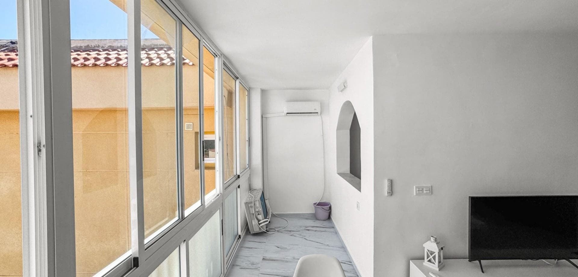 Apartamento de 1 Dormitorios en Punta Prima, Torrevieja - 14