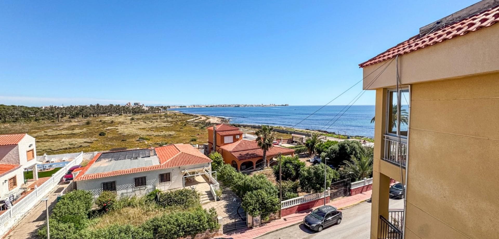 Apartamento de 1 Dormitorios en Punta Prima, Torrevieja - 2