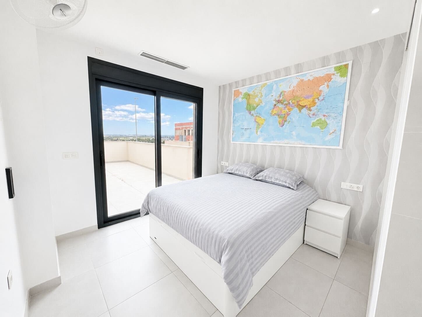 Villa de 4 Dormitorios en Pueblo 4, Benijofar - 14