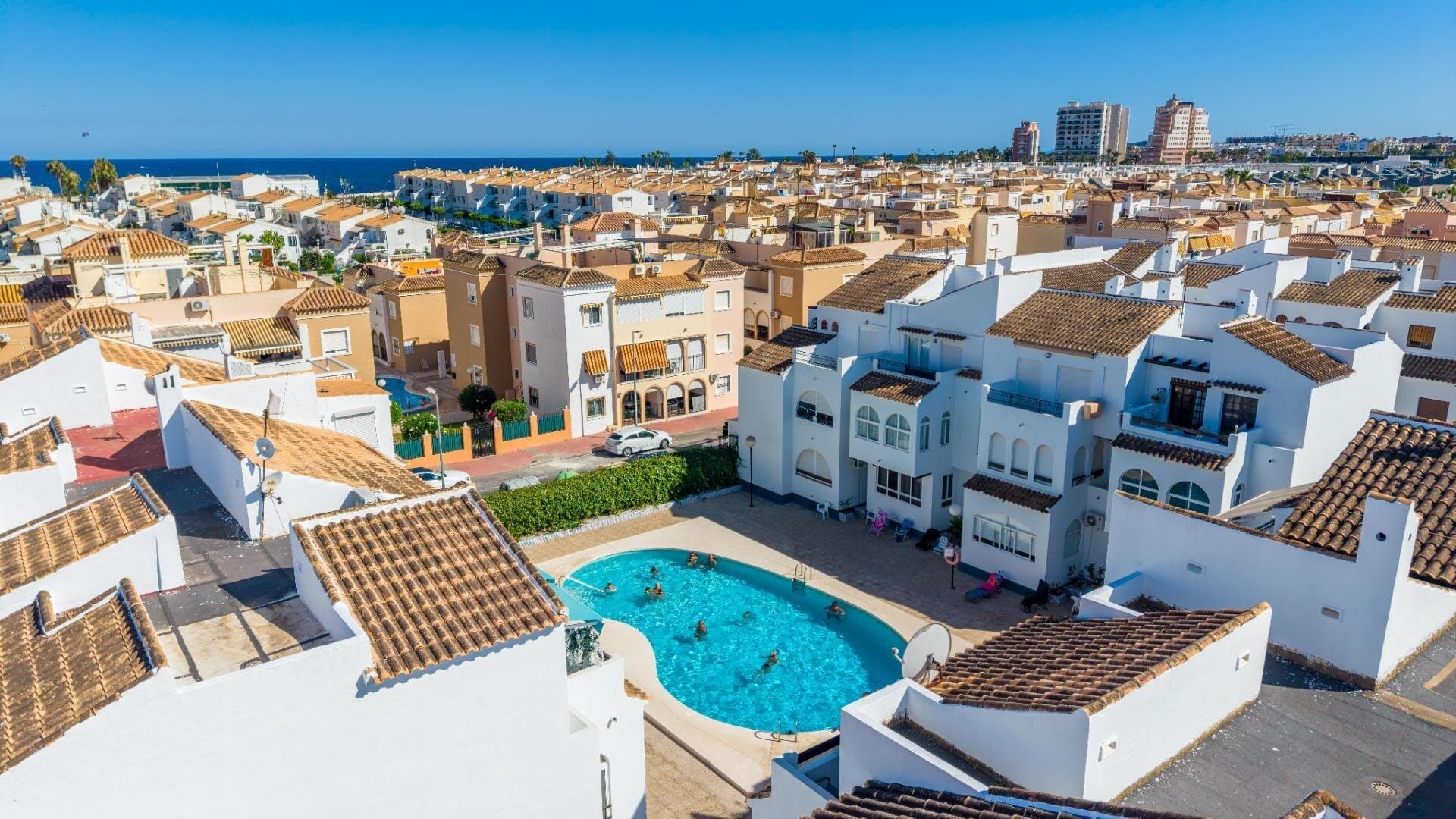 Apartamento de 1 Dormitorios en El Acequión - Los Náufragos, Torrevieja - 2