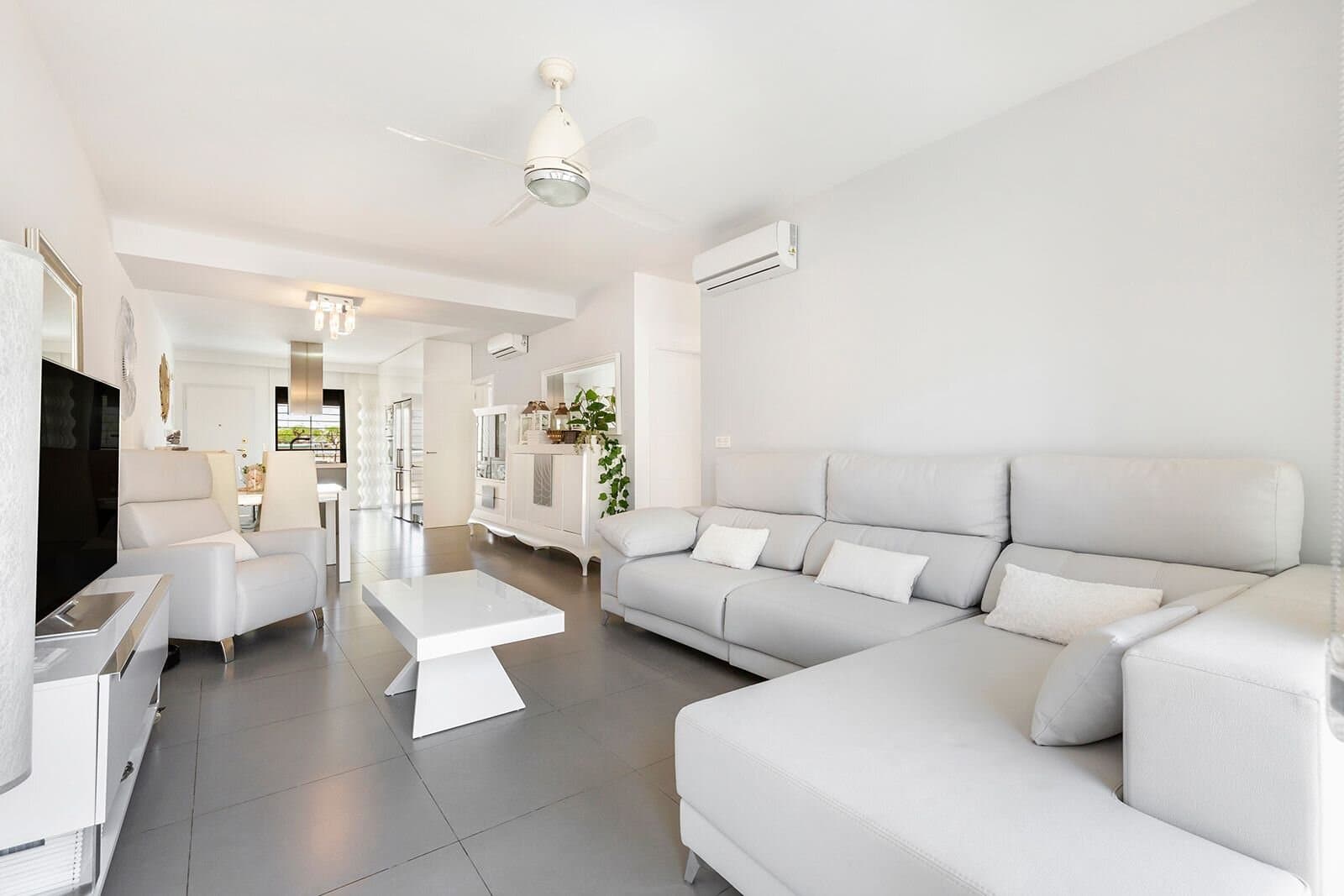 Apartamento de 4 Dormitorios en Torre de la Horadada, Pilar de la Horadada - 4