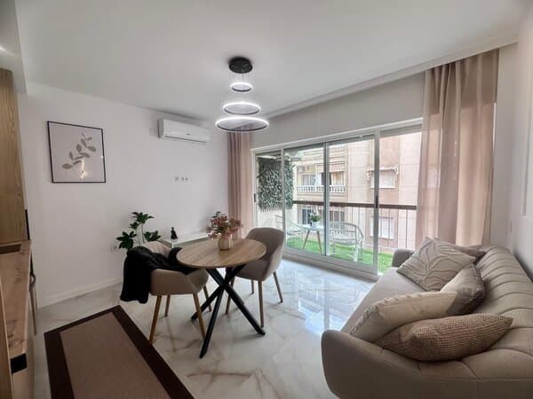 1-Bedroom Apartment in Estacion de Autobuses, Torrevieja