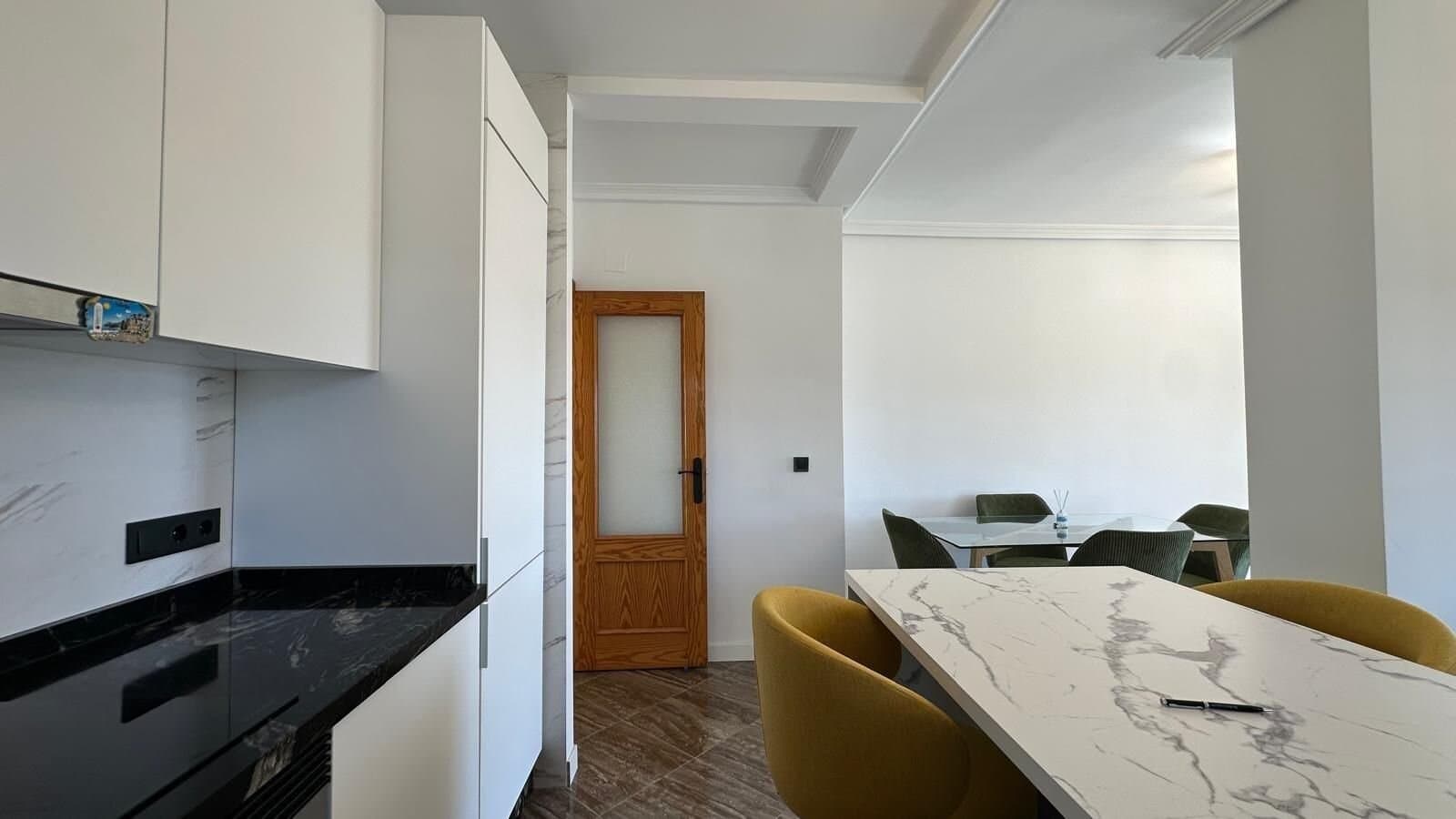 Apartamento de 2 Dormitorios en, Torrevieja - 10