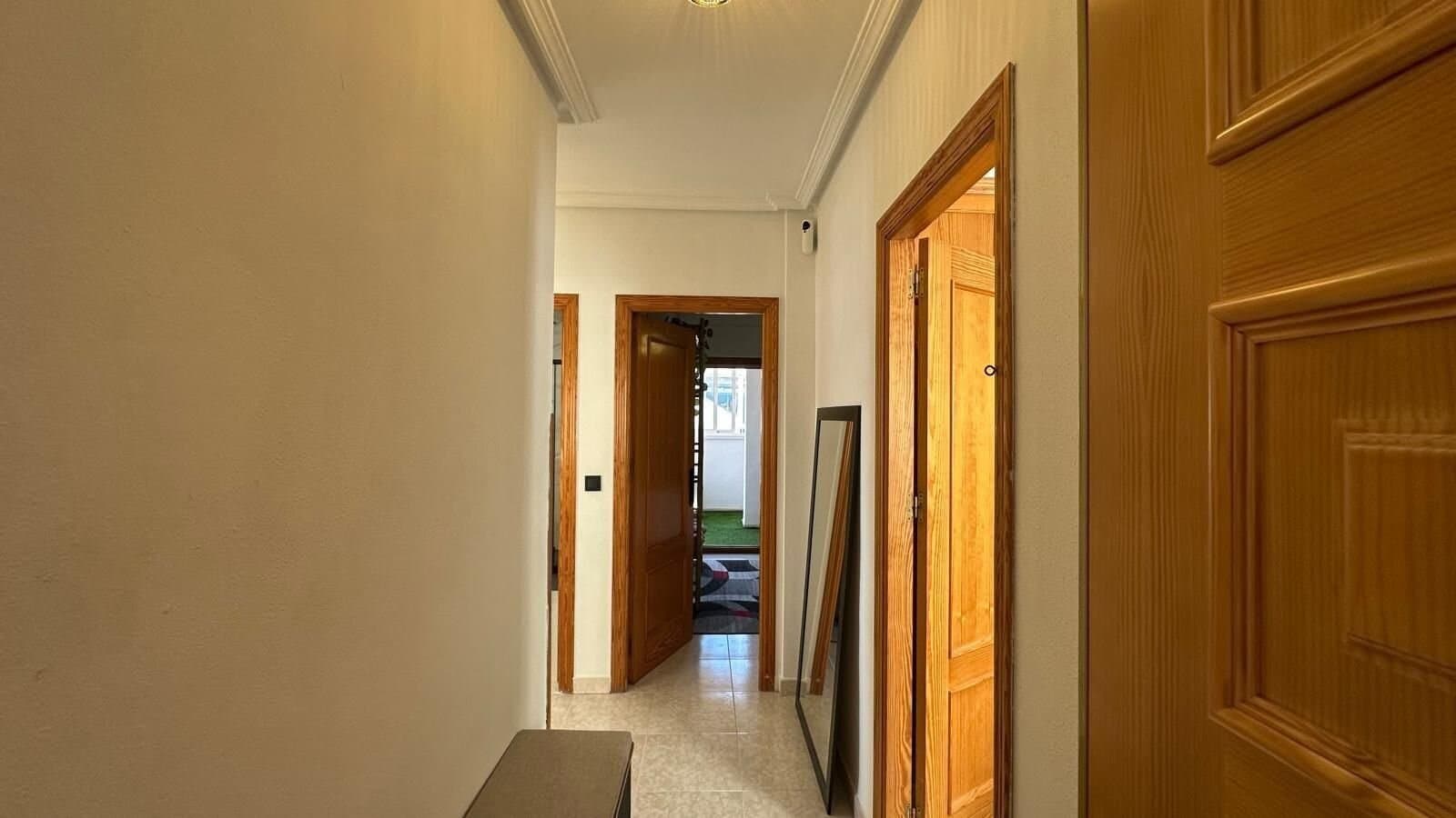 Apartamento de 2 Dormitorios en, Torrevieja - 13