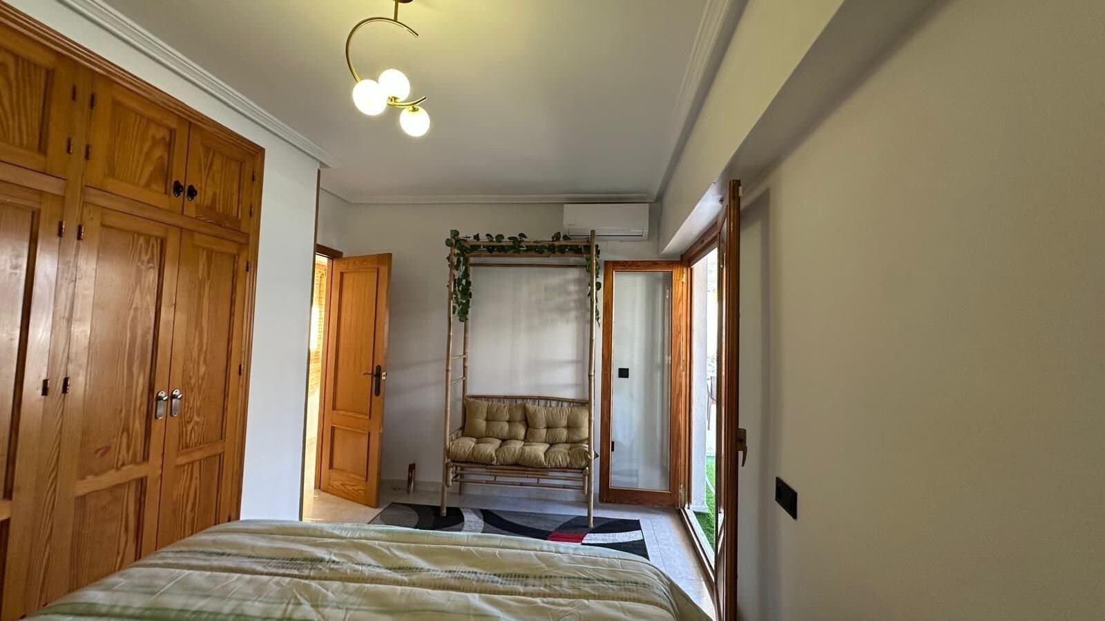 Apartamento de 2 Dormitorios en, Torrevieja - 27