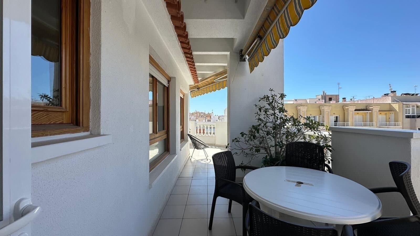 Apartamento de 2 Dormitorios en, Torrevieja - 35