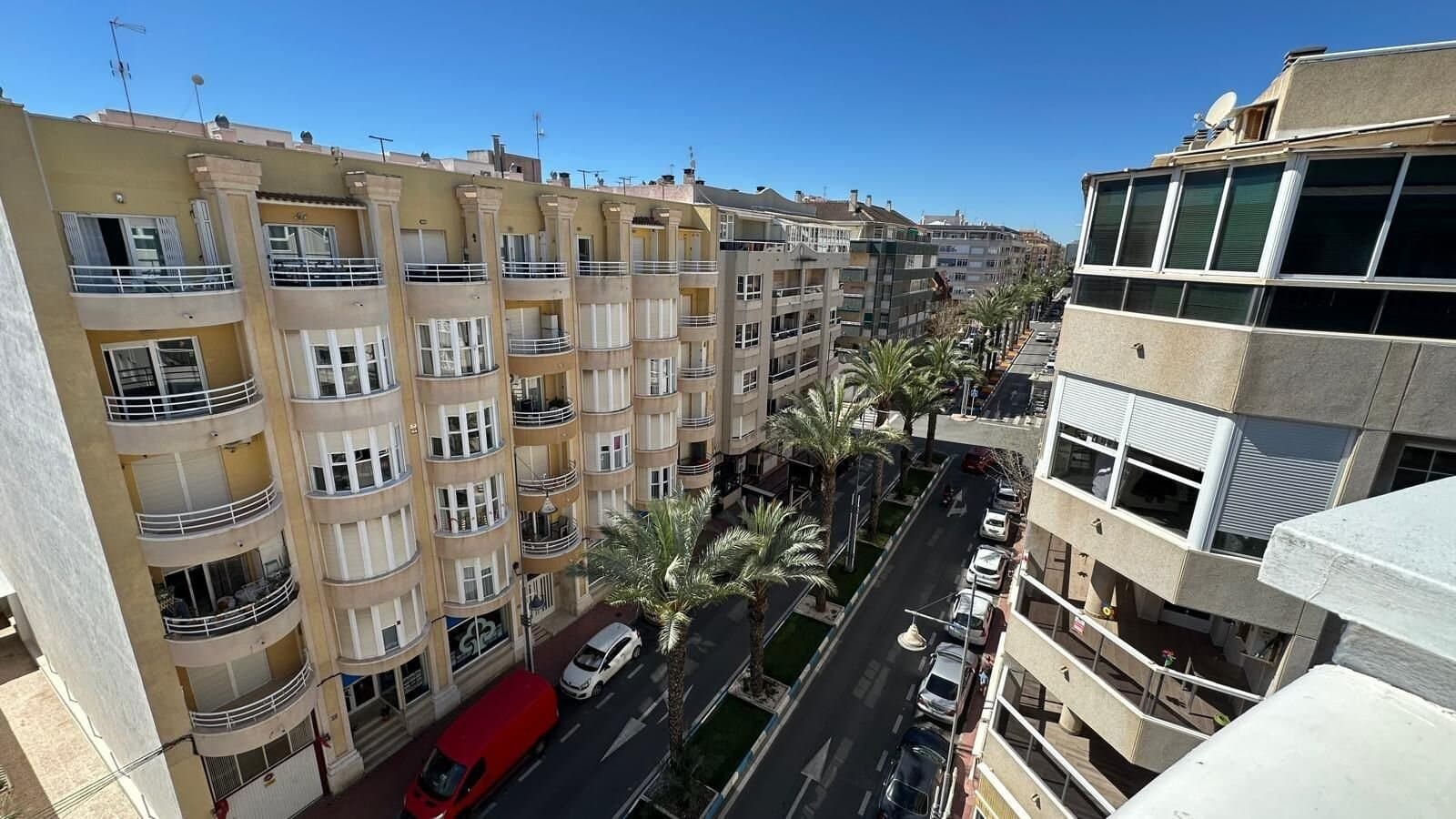Apartamento de 2 Dormitorios en, Torrevieja - 41
